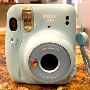 Fuji Instax Mini 11